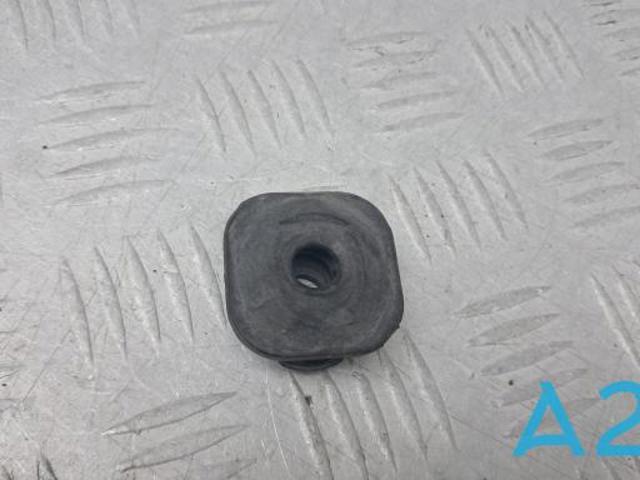 Подушка крепления радиатора верхняя 8K0121275C PORSCHE