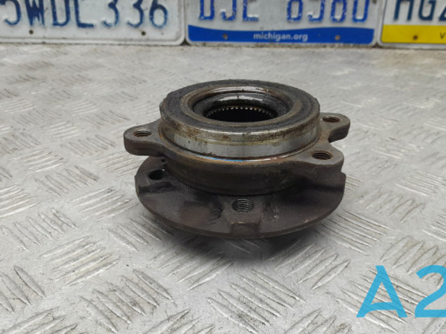 VAG 8K0407613B Ступица передняя в наличии Киев