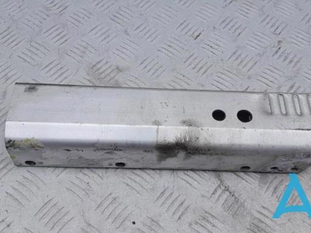 Кронштейн усилителя заднего бампера 8K0807332A VAG