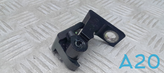 Петля задней левой двери 8K0831401G VAG