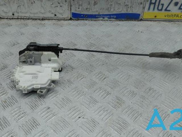 Замок задней левой двери 8K0839015C PORSCHE