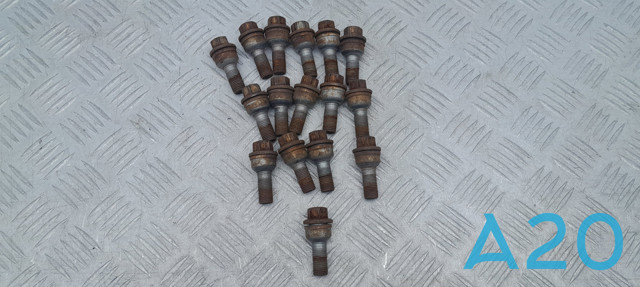 Болт колеса 8R0601295 VAG