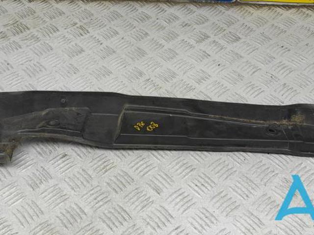 Уплотнитель арки крыла 8R0821112C VAG