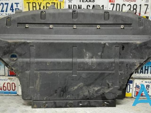Защита ДВС 8R0863821C VAG