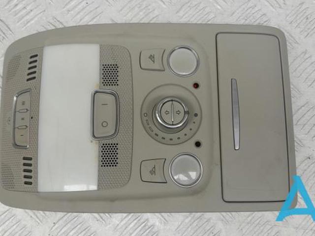 Лампочка освещения салона 8T094714013U VAG