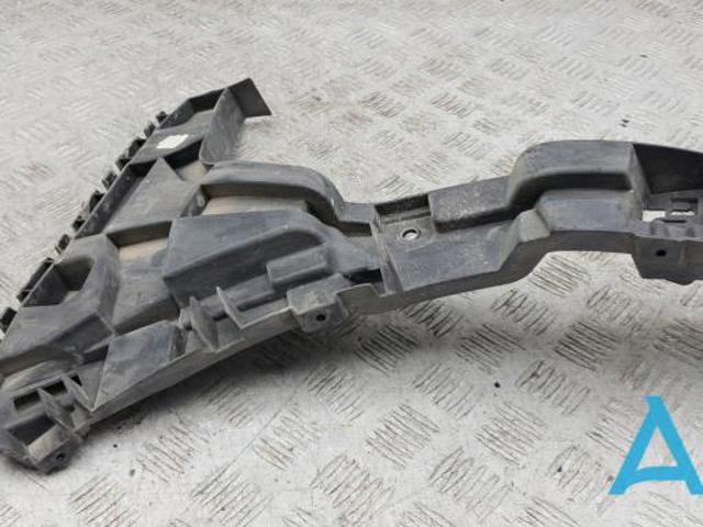 Направляющая заднего бампера, левая 8U0807453A VAG