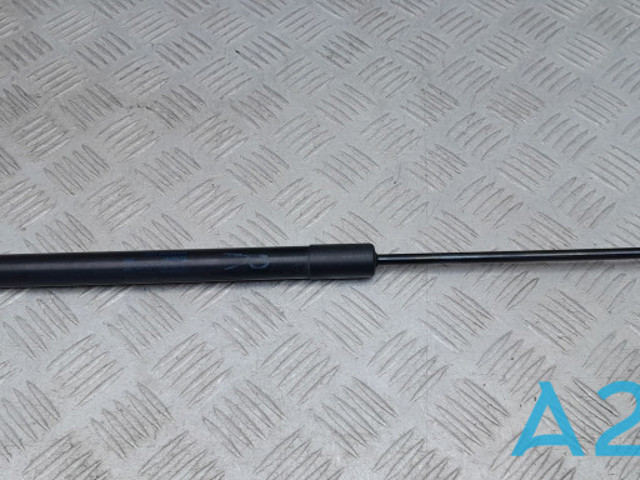Амортизатор для багажника газовый 8U0827552A VAG