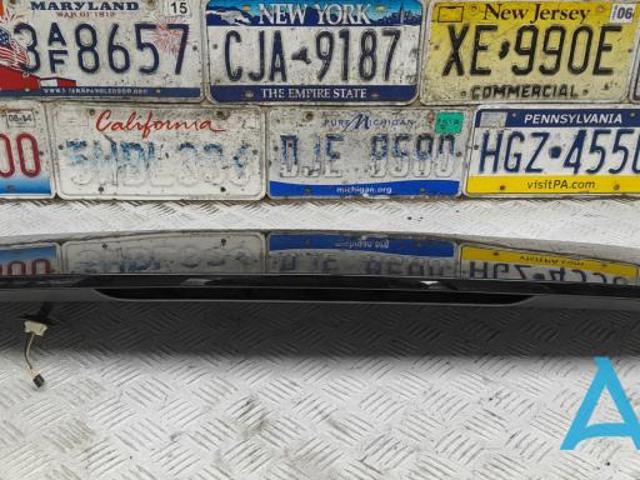 VAG 8U0827933FGRU Спойлер багажника (двери 3/5-й задней) в наличии Кривой Рог