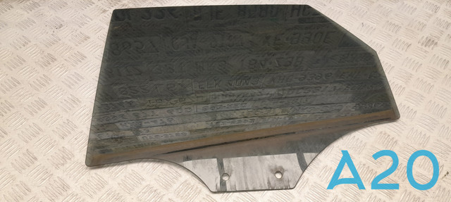 Стекло задней двери, левой 8U0845205C VAG
