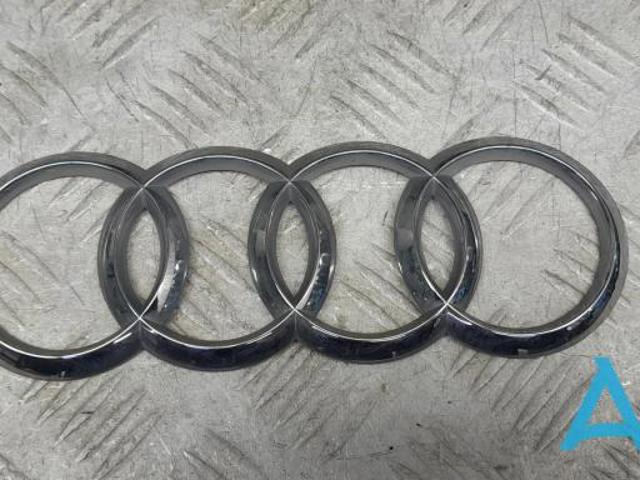 8U08537422ZZ VAG Эмблема крышки багажника купить в Днепр
