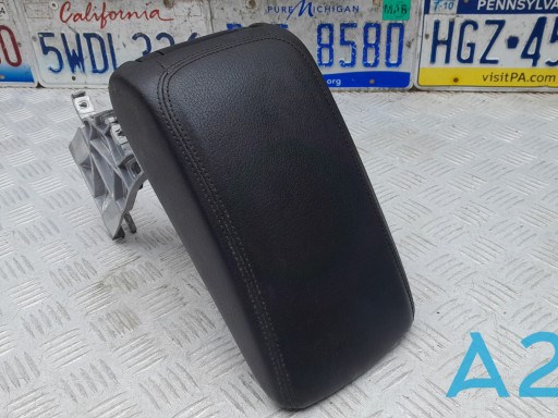 Крышка подлокотника 8V0864207H38M VAG