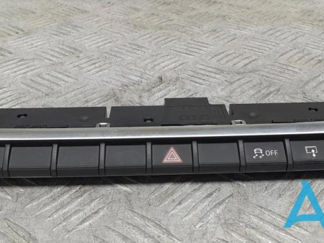 Блок кнопок центральной консоли 8V0925301AKNV6 VAG