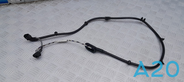 Провод датчика АБС задний правый 8V0927902G VAG