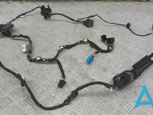 Электропроводка передней двери 8V4971030G VAG