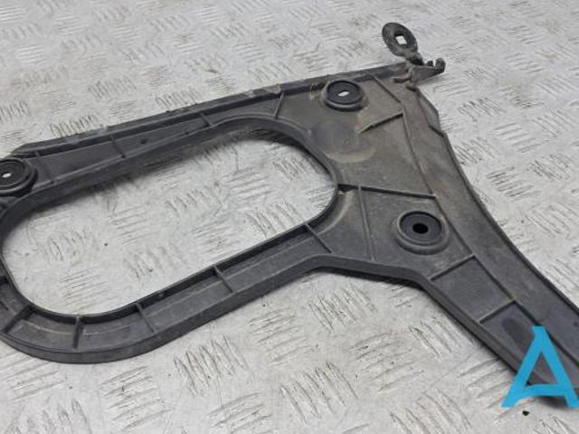 Направляющая заднего бампера, левая 8V5807377A VAG