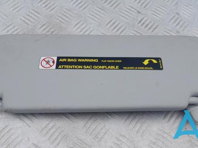 Козырек противосолнечный 8V5857552DFT9 VAG