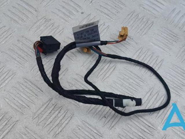 Электропроводка задней двери 8V5971693C VAG