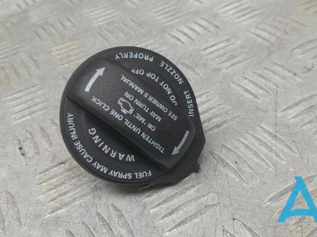 Пробка топливного бака 8W0201550D VAG