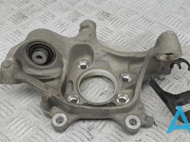 8W0505431Q VAG Цапфа (поворотный кулак) задний левый купить в Запорожье