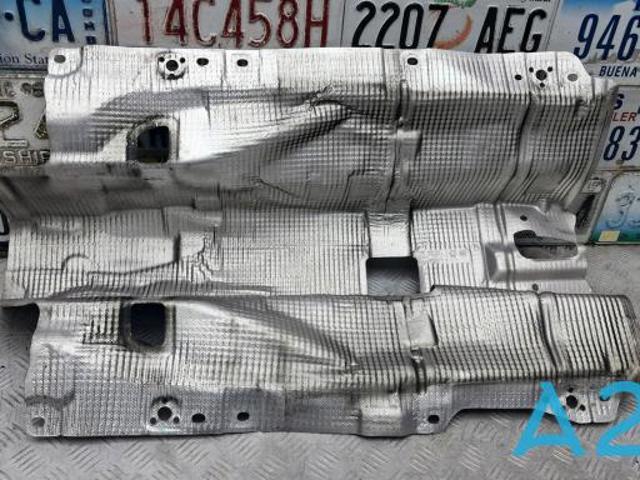Защита выхлопа 8W0804160A VAG