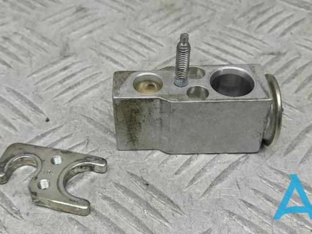 VAG 8W0820679 Клапан TRV кондиционера в наличии Хмельницкий