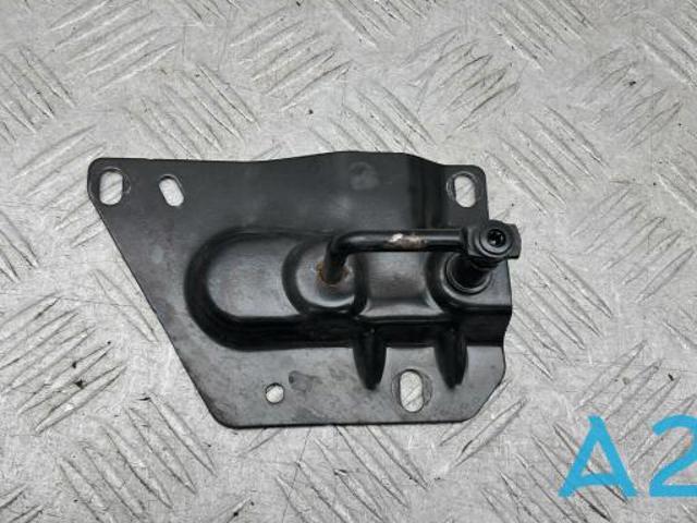 Навеска и упор капота 8W0823186D VAG