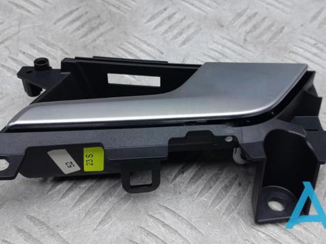 Ручка двери задней внутренняя правая 8W0839020A4PK VAG