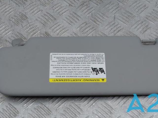 Козырек солнцезащитный автомобиля 8W0857552AMEA7 VAG