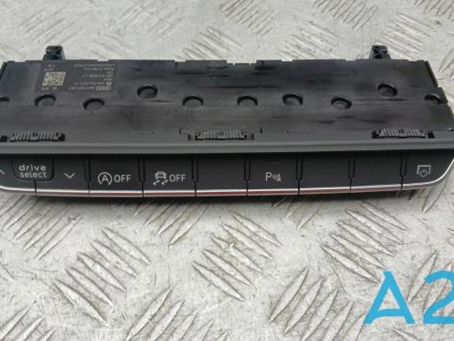 Блок кнопок центральной консоли 8W0925301BC5PR VAG