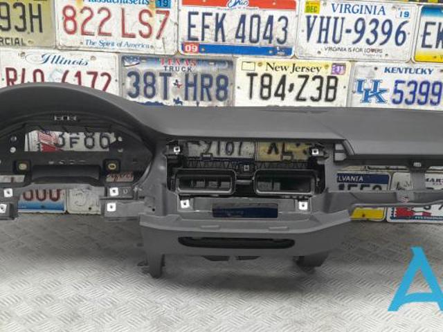 Панель приборная торпеды 8W1857001K24A VAG