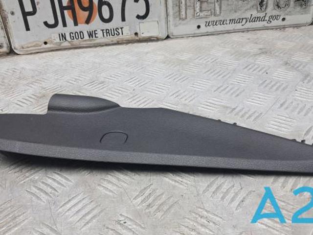 VAG 8W1863311A4PK Накладка декоративная центральной консоли в наличии Черкассы