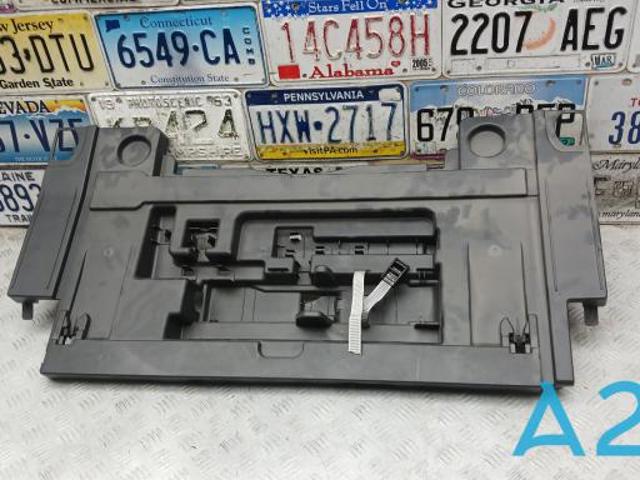 VAG 8W8863373B в наличии Ирпень
