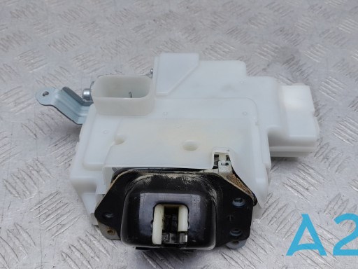 Замок двери багажника 905003JA1A NISSAN