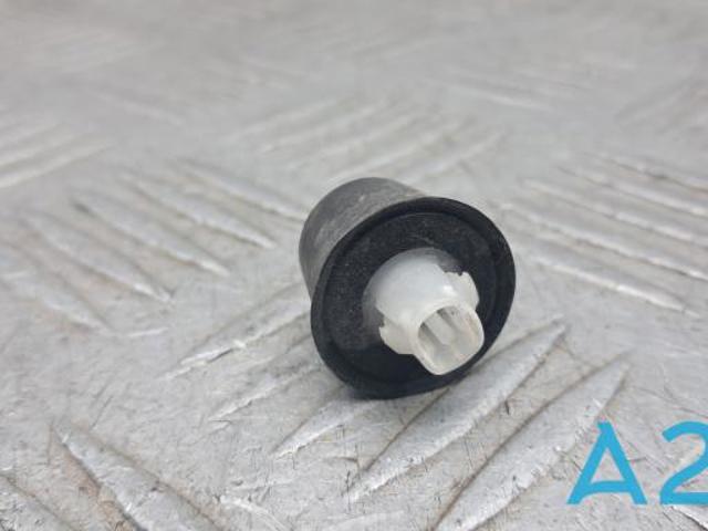 Отбойник крышки багажника 9054109145 TOYOTA