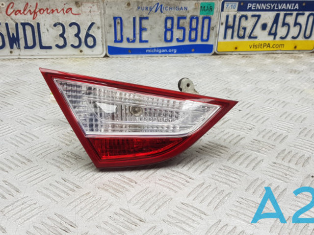 Задний левый стоп 924033Q000 HYUNDAI