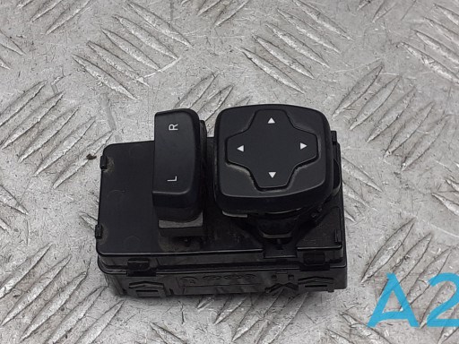 Блок управления зеркалами заднего вида, на двери 93530J9000 HYUNDAI
