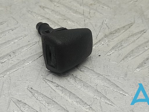 Веерная форсунка омывателя 95429754 GM