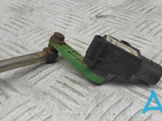 PORSCHE 95833107700 Датчик уровня положения кузова задний в наличии Черновцы