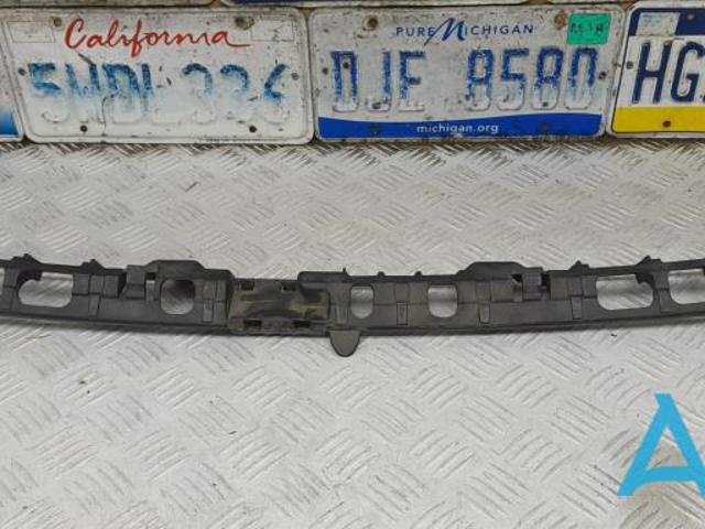 Кронштейн бампера заднего, центральный 95850586300 PORSCHE