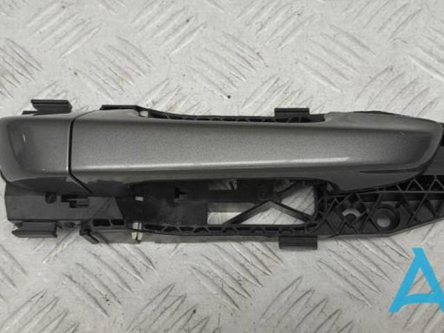 Ручка задней двери наружная, правая 95853120600G2X PORSCHE