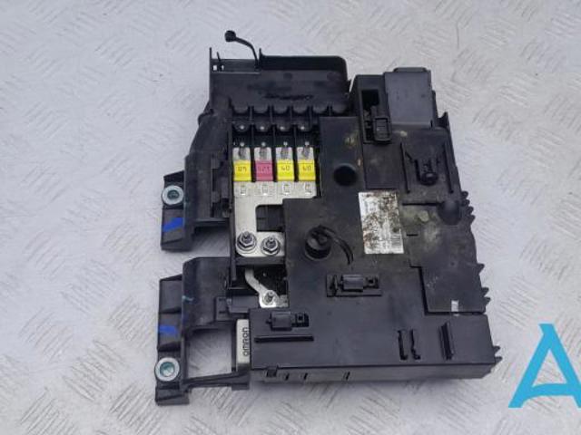 Коробка предохранителей 95861030810 PORSCHE