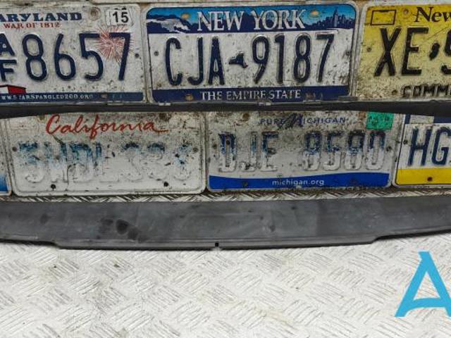 Рамка жалюзи радиатора охлаждения 95B1217101E0 PORSCHE