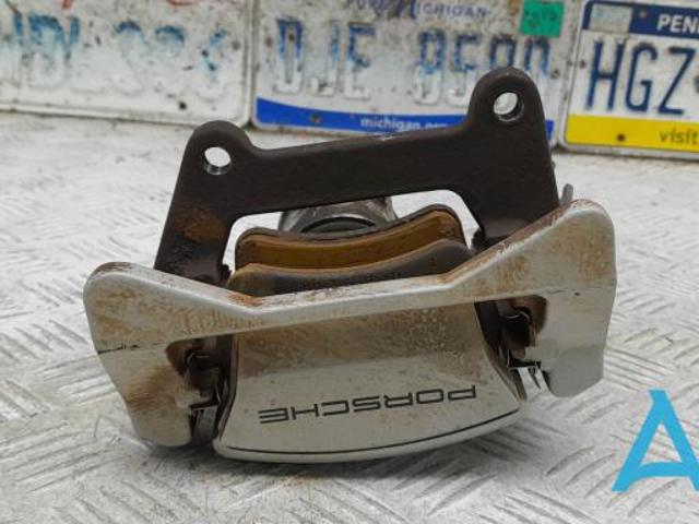 Суппорт тормозной задний правый 95B615424D PORSCHE