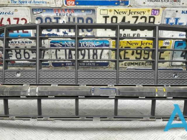 Решетка радиатора 95B807683H1E0 PORSCHE