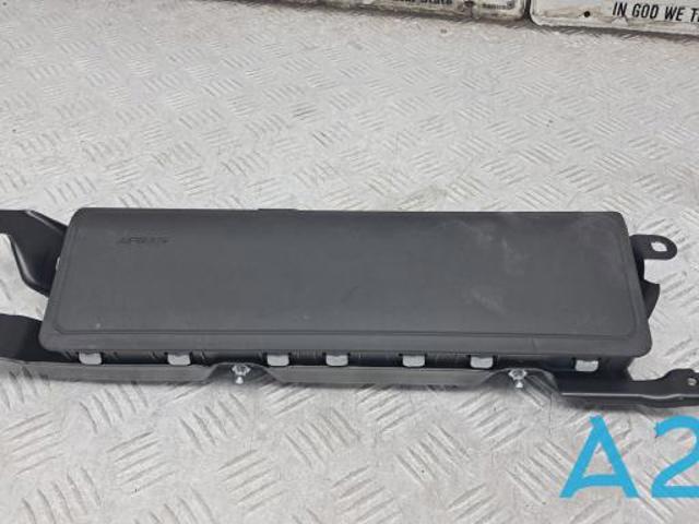 Подушка Айрбег водителя защиты коленей 95B880841 PORSCHE