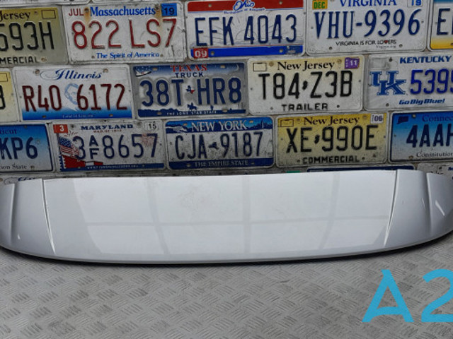 Спойлер крышки багажника 960303JA0E NISSAN