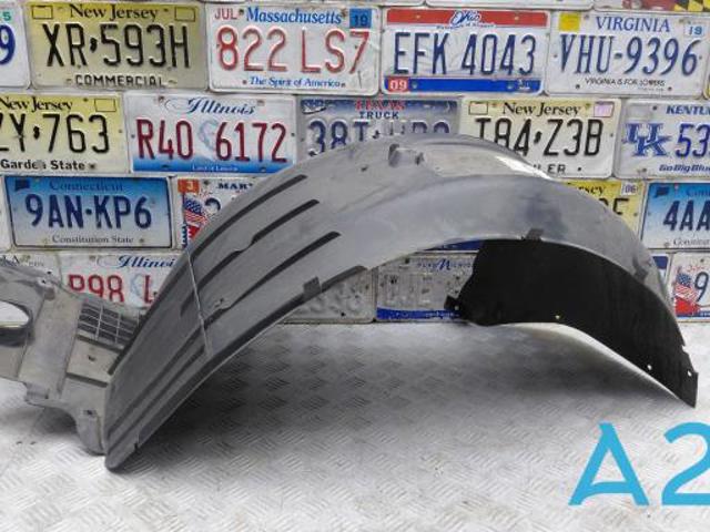 Подкрылок переднего крыла, правый задний 97050412604 PORSCHE