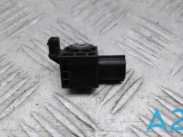 Датчик AIRBAG передний 98581W000P MITSUBISHI