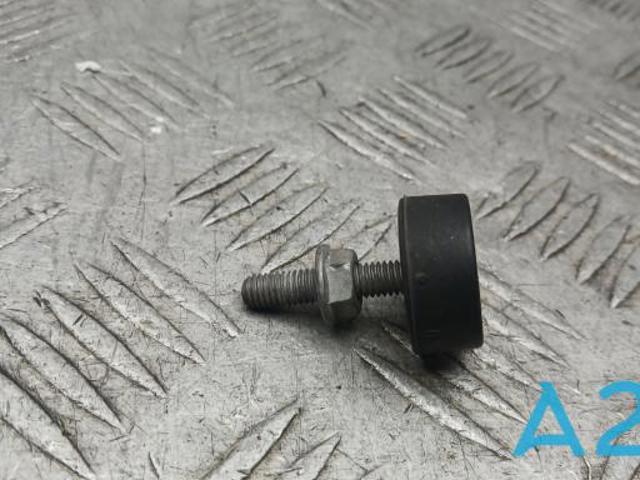 Отбойник капота A0009984440 MERCEDES