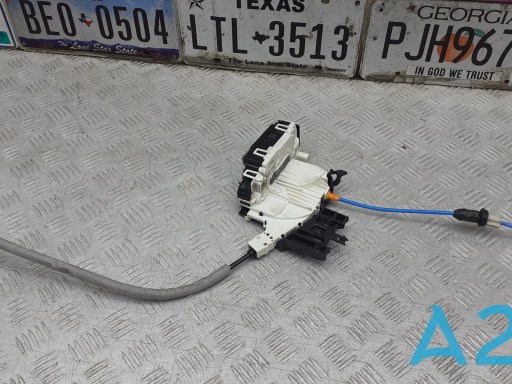 Дверной замок передний правый A0997202201 MERCEDES